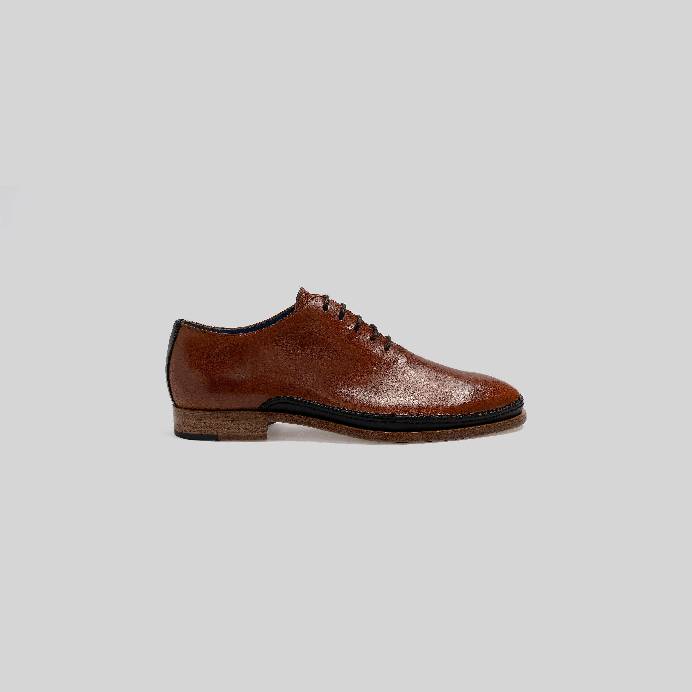 Roma Bamboo shoes in two-tone smooth leather