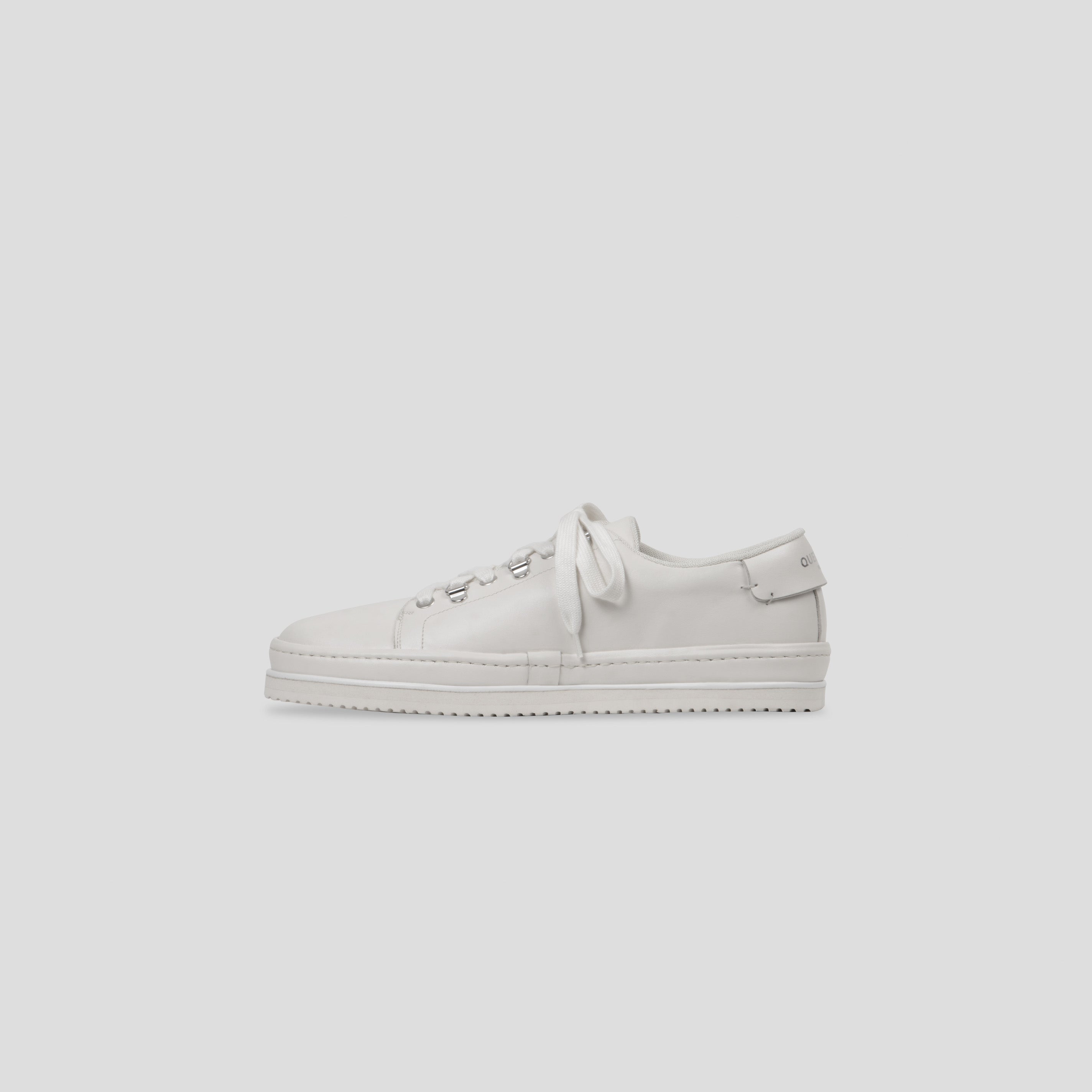 Box-sole sneakers in ivory smooth leather